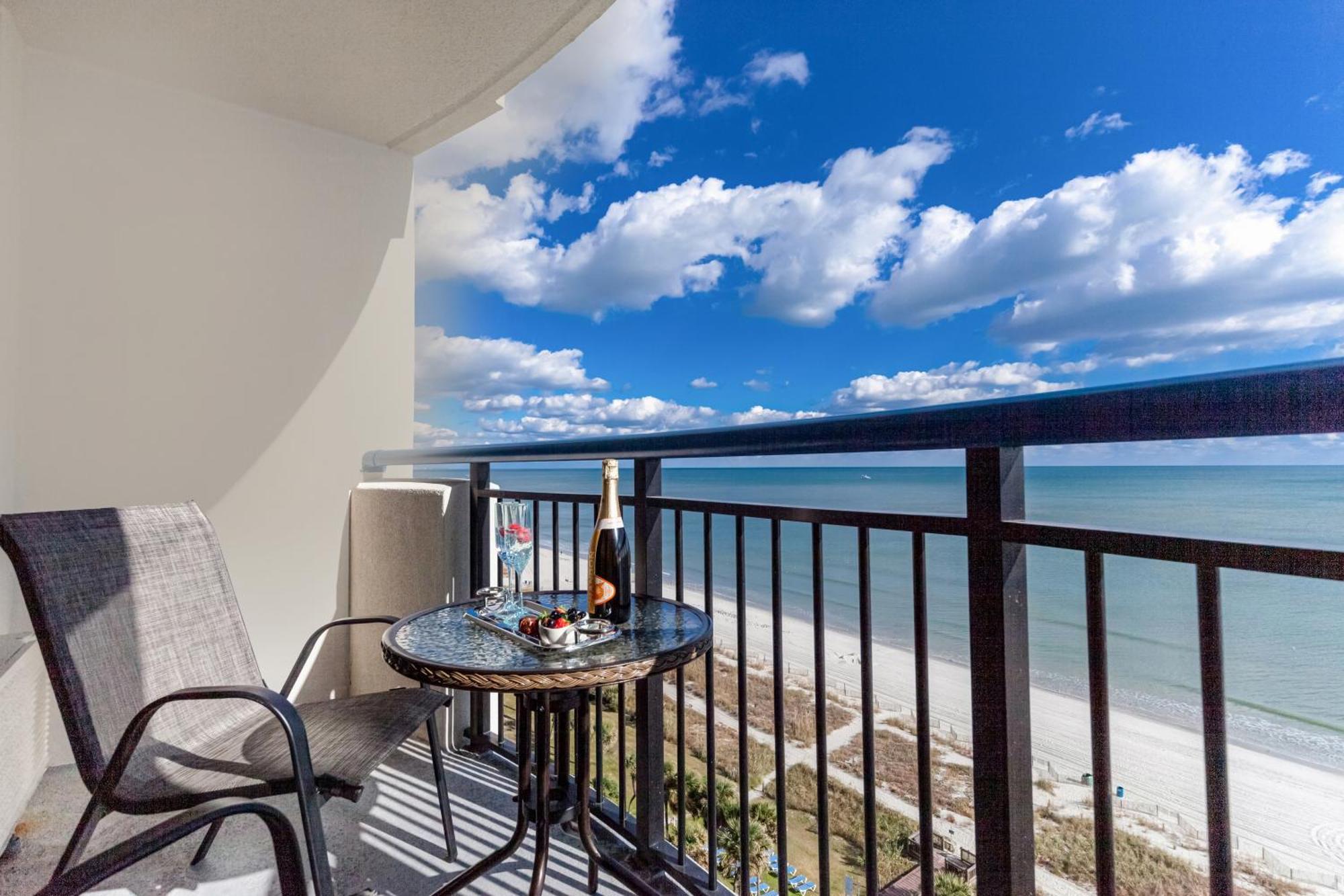 Апартаменты Oceanfront Bliss, Amazing Views! 1235B Миртл-Бич Экстерьер фото